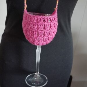 Weinglashalter umhängen - gehäkelter Glashalter in rosa Baumwolle